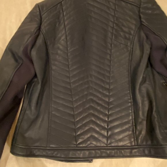 Lamb Leather Jacket - Picture 5 of 5